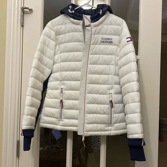 Tommy Hilfiger Lightweight Hooded Puffer Jacket White and Blue Women’s Small - Picture 3 of 17